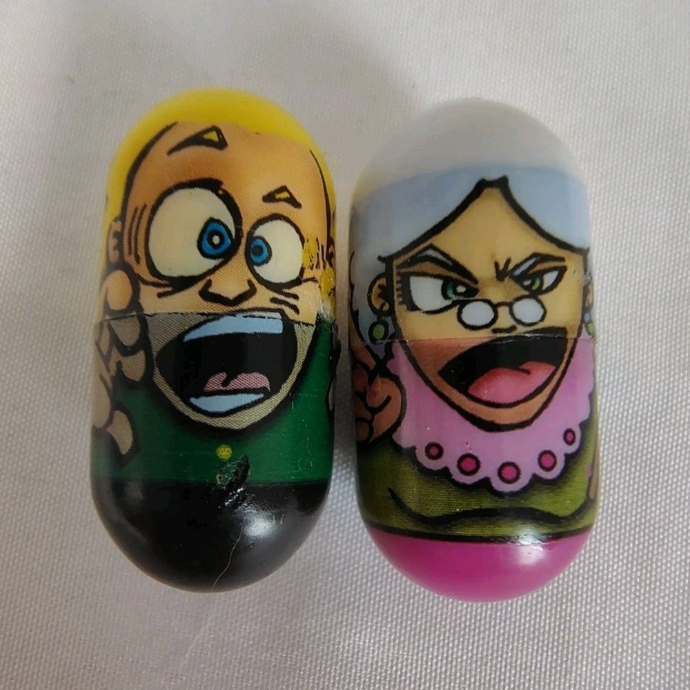 Ja-Ru Mighty Beanz Lot of 2: Granny Bean & Scaredy-Cat Bean (2004) Jumpin Beans